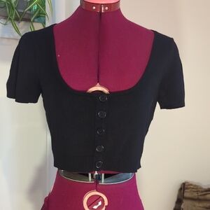 Black Button-Front Scoop Crop Top